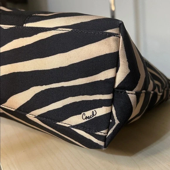 Coach Signature Stripe Zebra Tote Bag - Picture 6 of 10